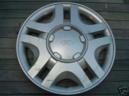 Wanted Ford taurus hubcap